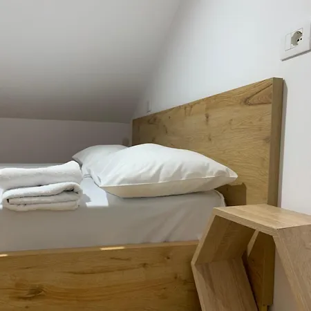 And Cozy X4 Victoria 2 Apartment *